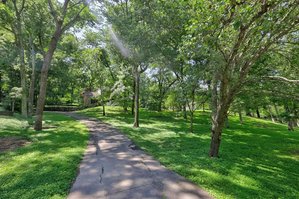 1011 Stuart Lane Brentwood TN 37027