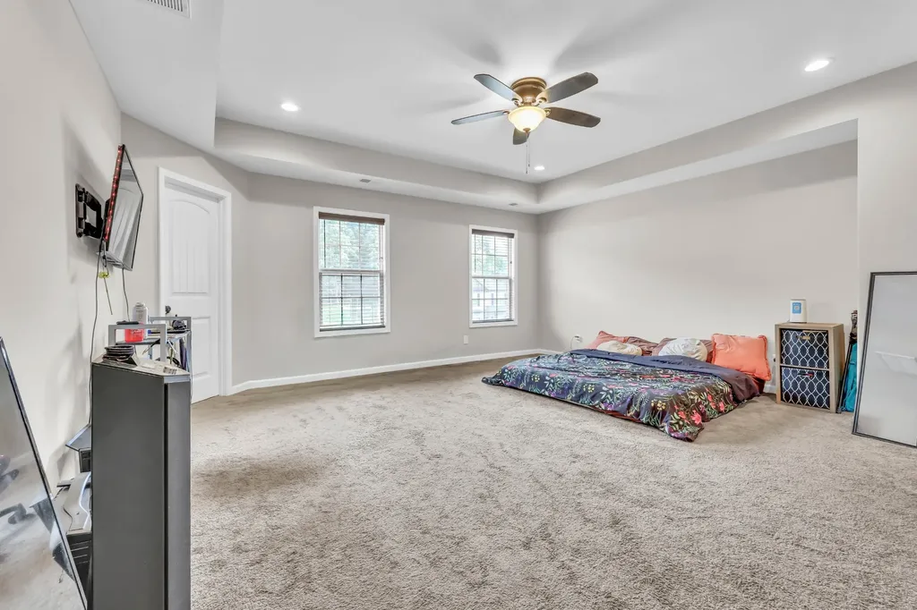 363 Barry Drive Clarksville TN 37040