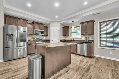 363 Barry Drive Clarksville TN 37040