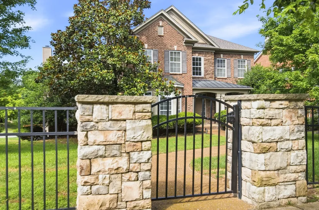 3041 Oxford Glen Drive Franklin TN 37067