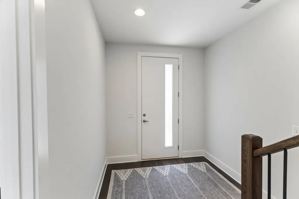 1007 44th Ave, N Nashville TN 37209