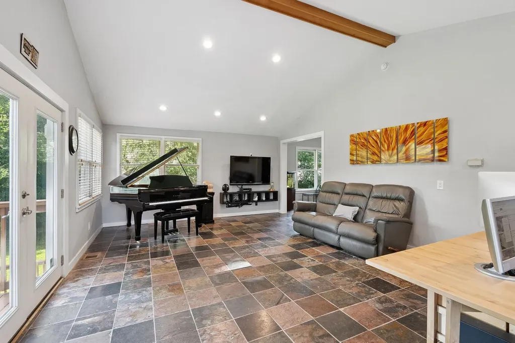 9032 S Harpeth Court Nashville TN 37221