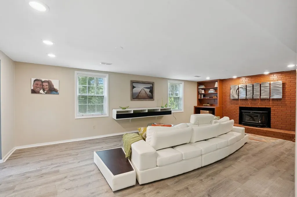 9032 S Harpeth Court Nashville TN 37221