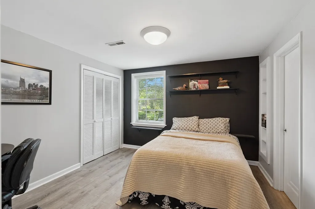 9032 S Harpeth Court Nashville TN 37221