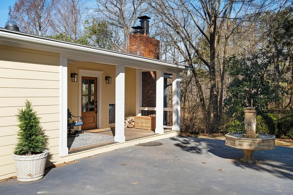 9032 S Harpeth Court Nashville TN 37221
