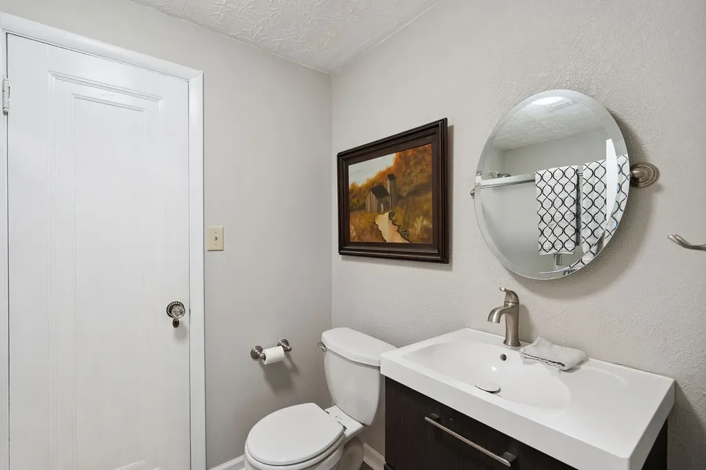 9032 S Harpeth Court Nashville TN 37221