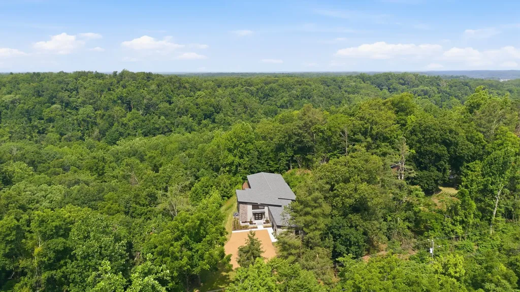 8519 Mccrory Lane Nashville TN 37221