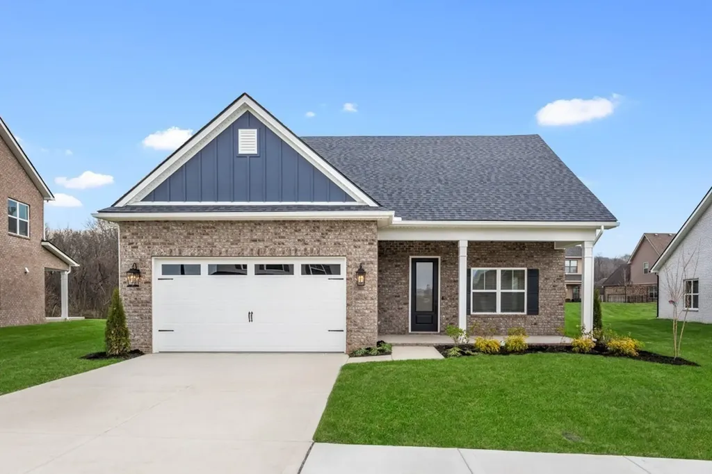 809 Hillock Trace Lebanon TN 37087