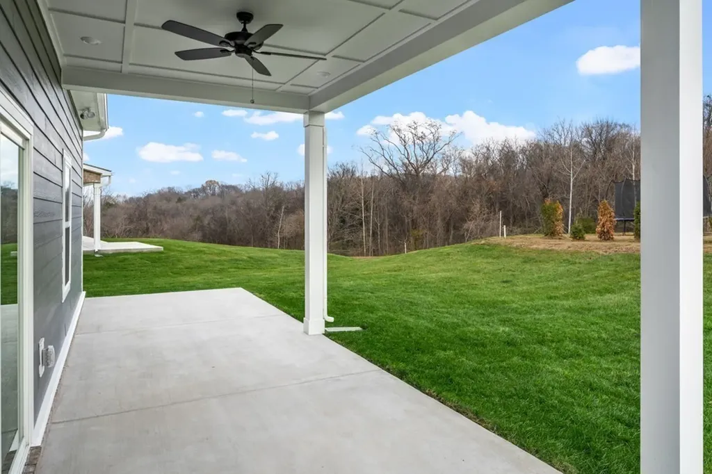 809 Hillock Trace Lebanon TN 37087
