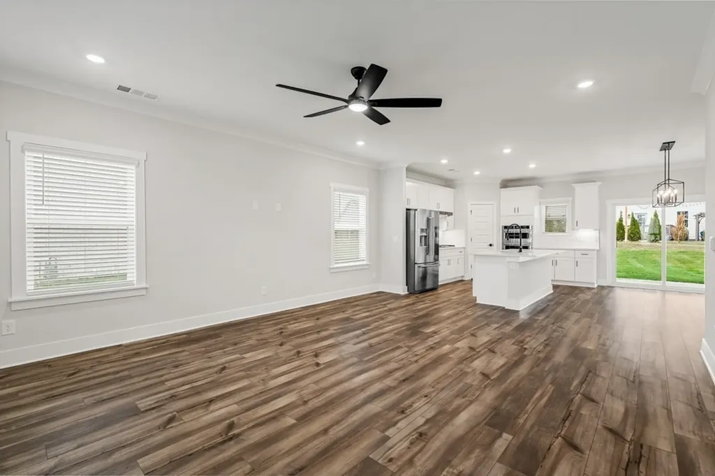 809 Hillock Trace Lebanon TN 37087