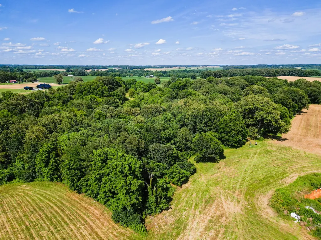 15 Highland Road Orlinda TN 37141