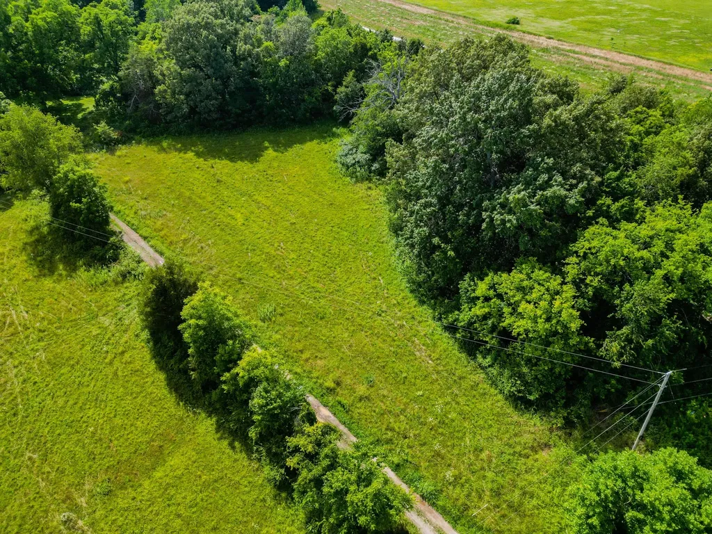 15 Highland Road Orlinda TN 37141