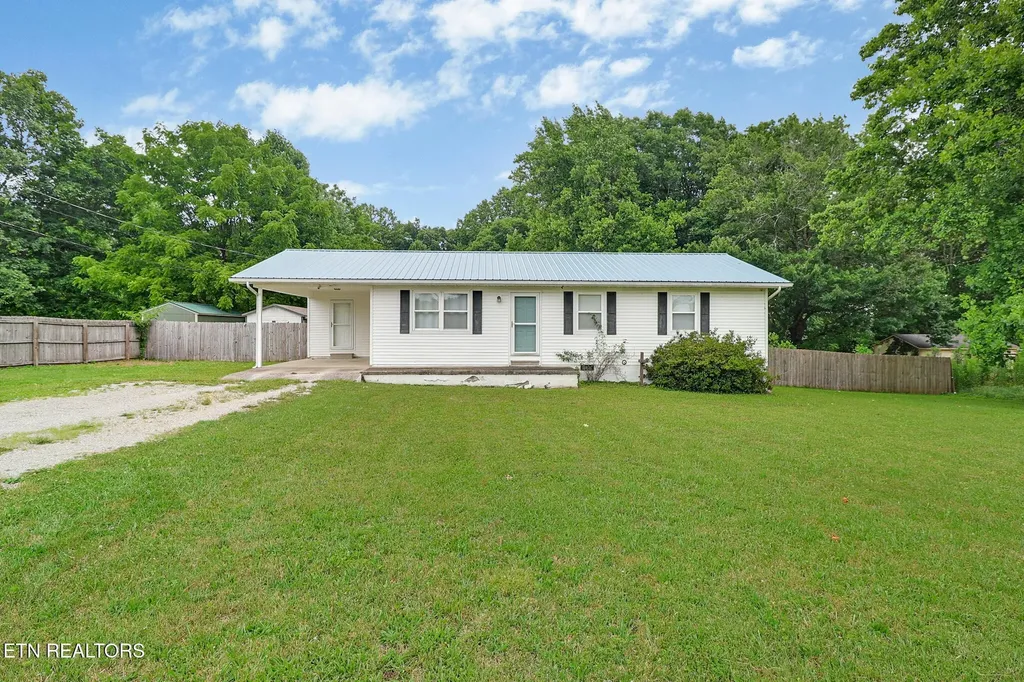 111 Meadow Creek Drive Crossville TN 38572