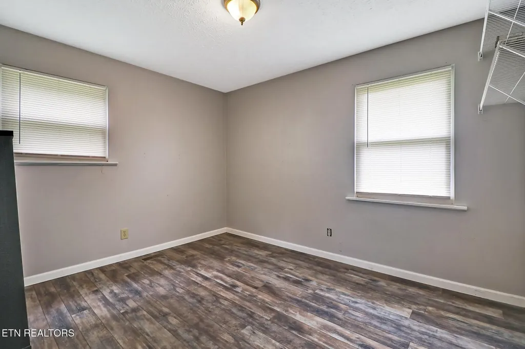111 Meadow Creek Drive Crossville TN 38572