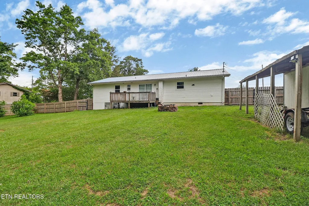 111 Meadow Creek Drive Crossville TN 38572