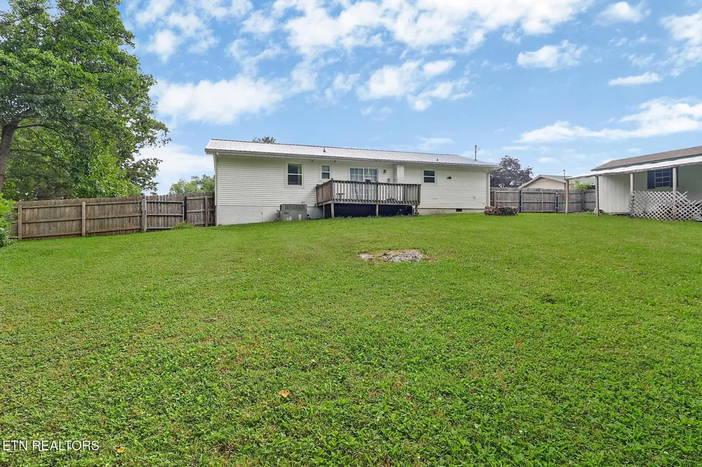 111 Meadow Creek Drive Crossville TN 38572