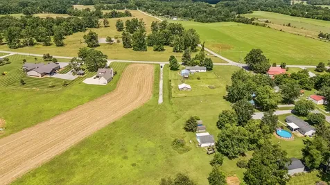 3409 Highway 76 Cottontown TN 37048