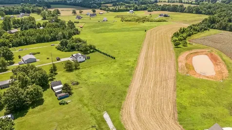 3409 Highway 76 Cottontown TN 37048