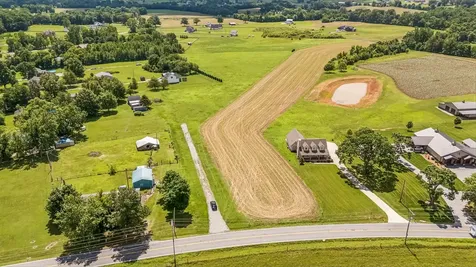 3409 Highway 76 Cottontown TN 37048