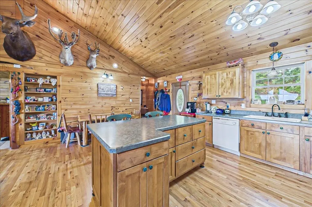 810 Belltown Road Tellico Plains TN 37385