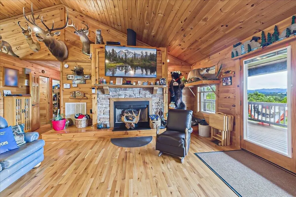 810 Belltown Road Tellico Plains TN 37385