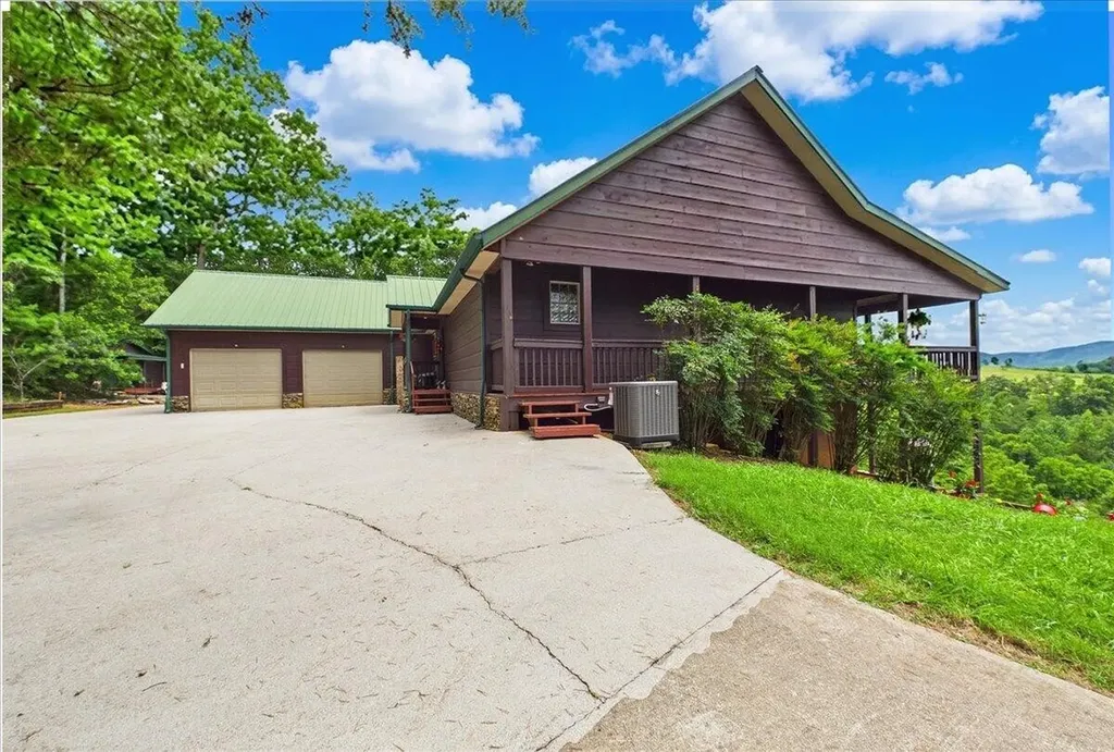 810 Belltown Road Tellico Plains TN 37385