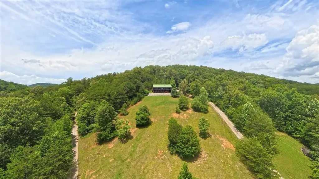 810 Belltown Road Tellico Plains TN 37385