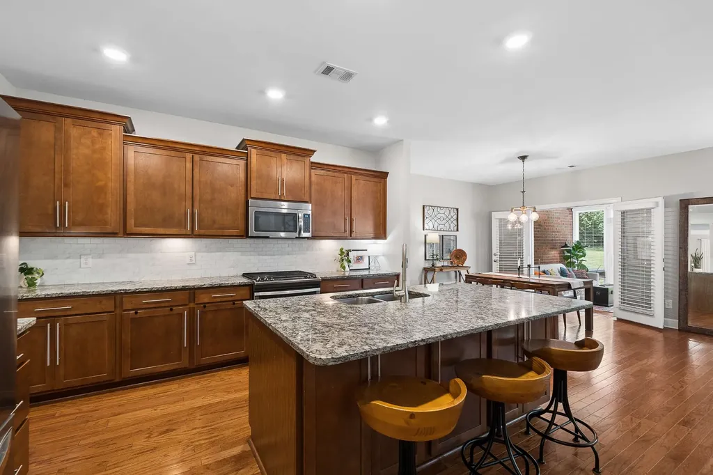 3128 Charles Park Drive Nashville TN 37211