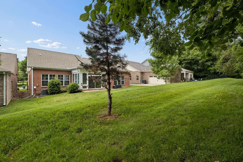 3128 Charles Park Drive Nashville TN 37211