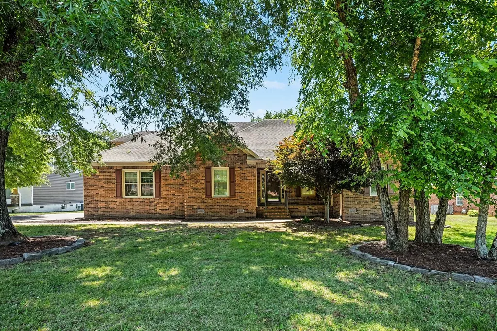 519 Redstone Drive Gallatin TN 37066