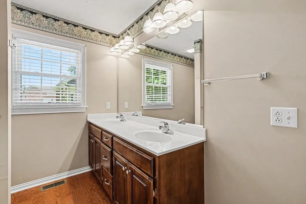 519 Redstone Drive Gallatin TN 37066