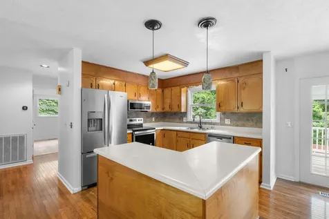207 Robinson Drive Dickson TN 37055