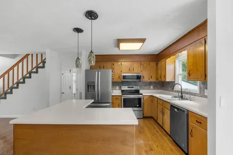 207 Robinson Drive Dickson TN 37055