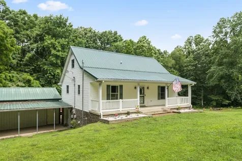 207 Robinson Drive Dickson TN 37055