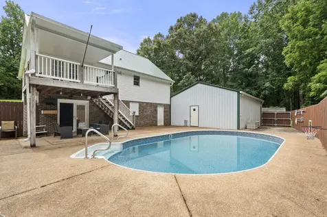 207 Robinson Drive Dickson TN 37055