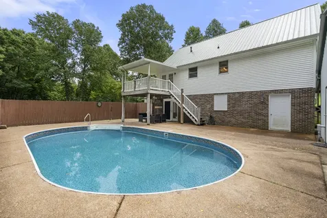 207 Robinson Drive Dickson TN 37055