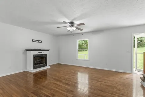 207 Robinson Drive Dickson TN 37055