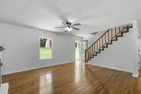207 Robinson Drive Dickson TN 37055