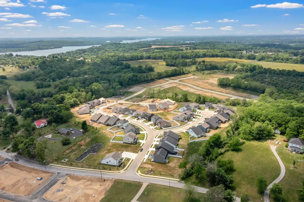 1679 Old Spring Lane Gallatin TN 37066