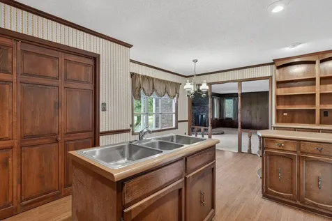 805 Boonshill Petersburg Road Petersburg TN 37144