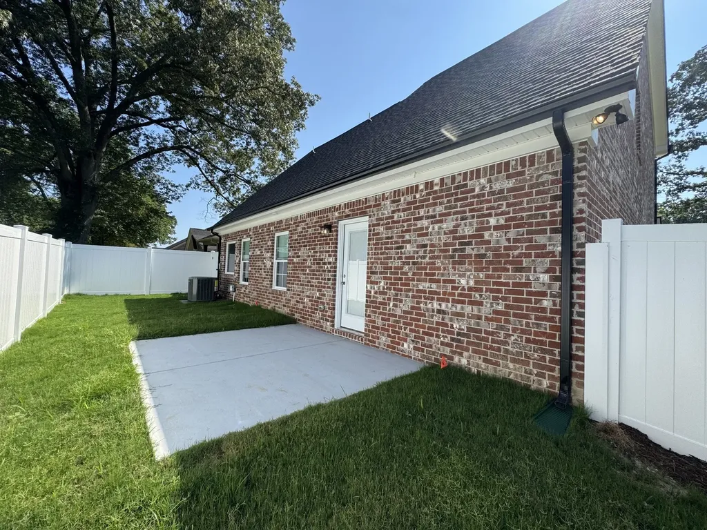 27 Laurel View Street Manchester TN 37355