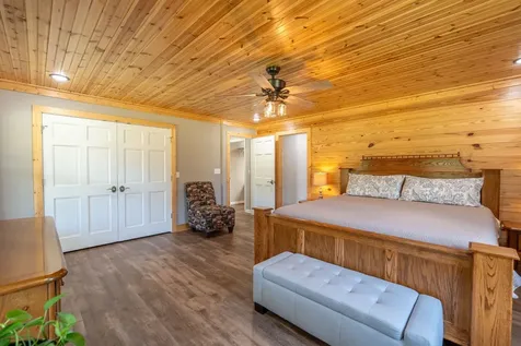 6285 Rayburn Creek Road Collinwood TN 38450
