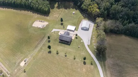 6285 Rayburn Creek Road Collinwood TN 38450