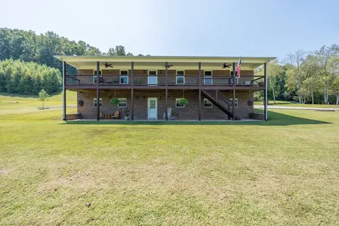 6285 Rayburn Creek Road Collinwood TN 38450