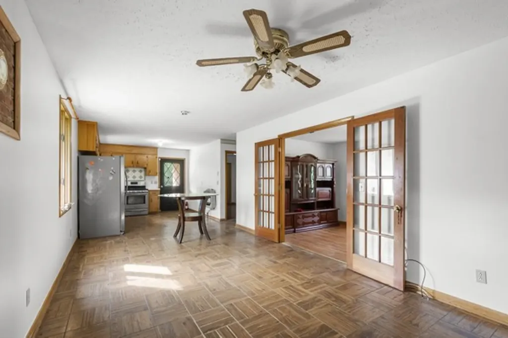 384 Columbia Avenue Centerville TN 37033