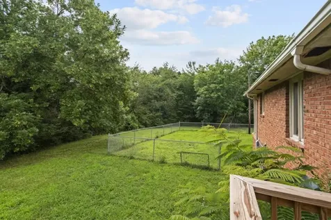384 Columbia Avenue Centerville TN 37033