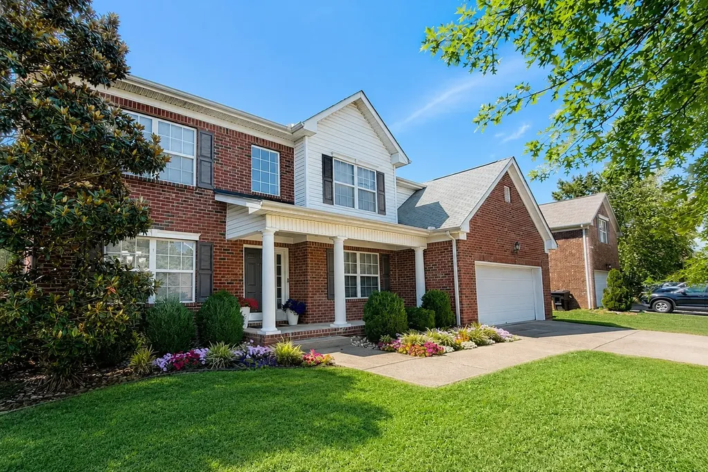 5037 Saint Ives Drive Murfreesboro TN 37128