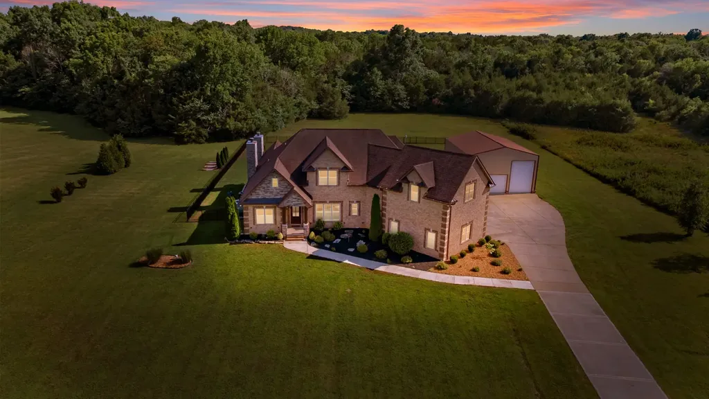 11178 Stewarts Ferry Pike Lebanon TN 37090