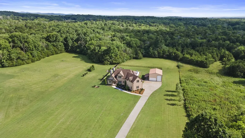 11178 Stewarts Ferry Pike Lebanon TN 37090