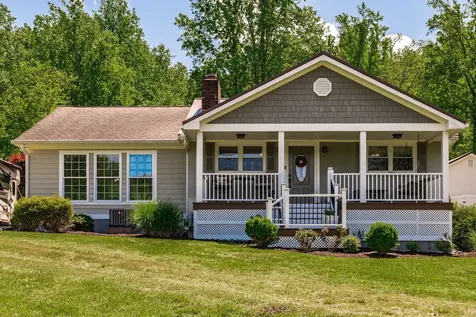8909 Highway 100 Nashville TN 37221